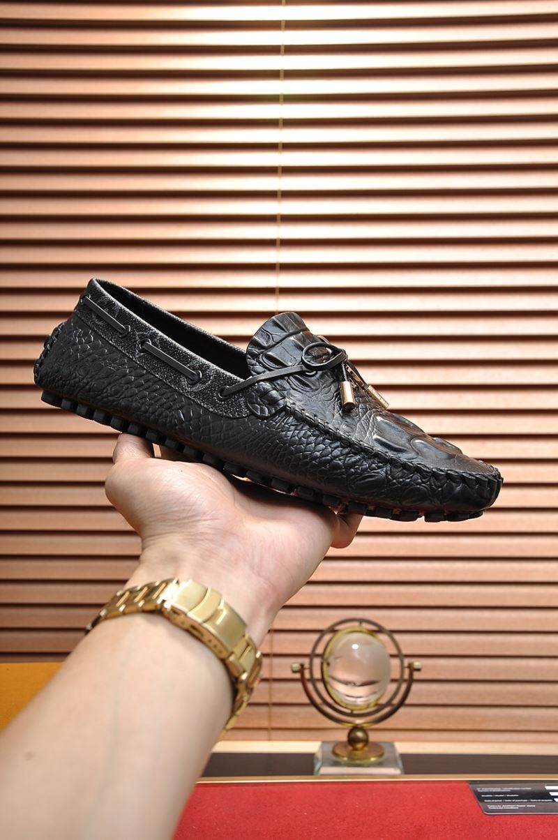 Louis Vuitton Low Shoes